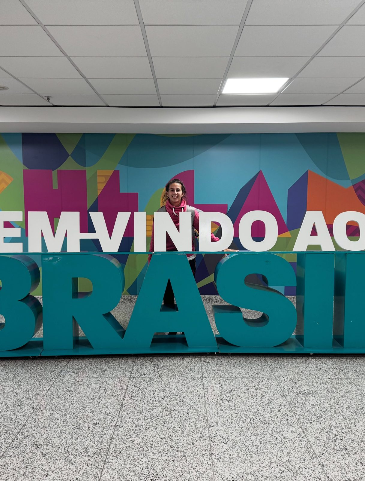 «Bem-vindo ao Brasil»-Schriftzug am Flughafen